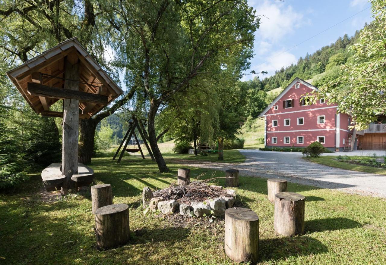 Homestead Farm Tesnak Gorenja Vas  المظهر الخارجي الصورة